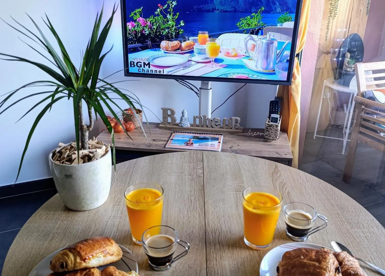 Apartment With Pool In Secure Residence Nice